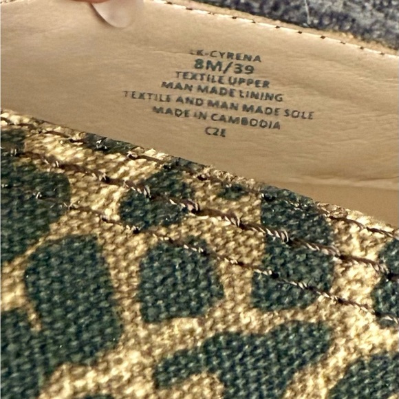 Lucky Brand Cyrena Animal Print flats Size 8 BNWT - Picture 6 of 7